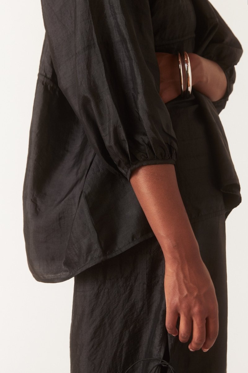 Back Button Blouse in Black - Soochie - Bunon