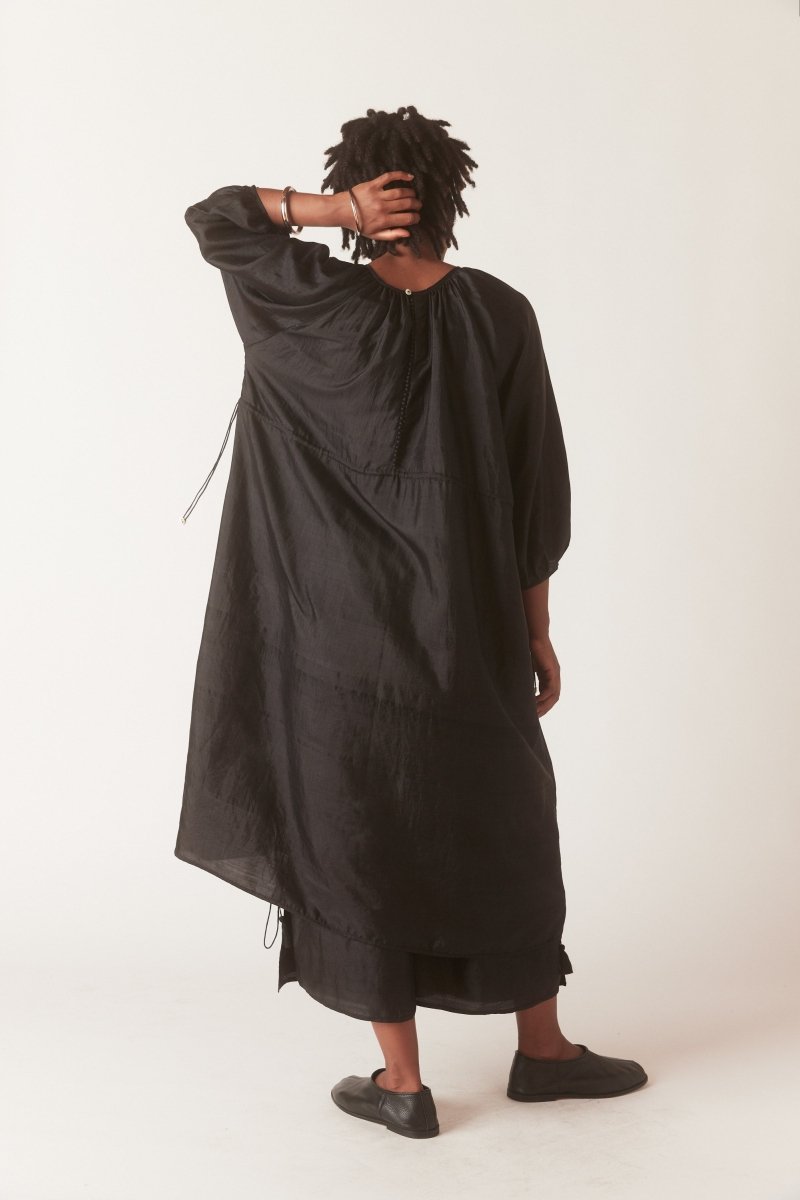 Back Button Dress in Black - Soochie - Bunon