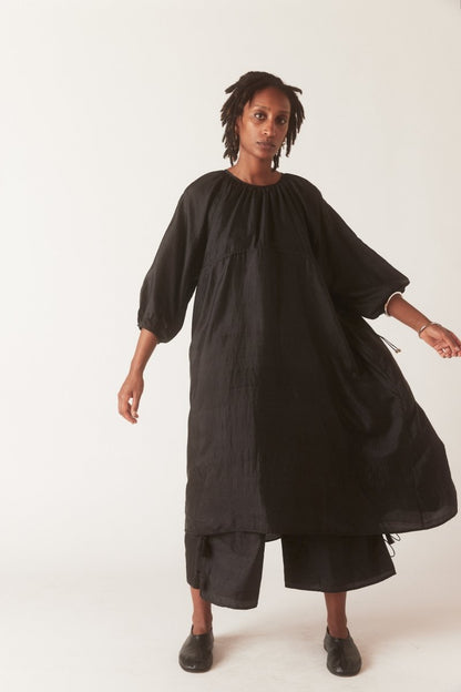 Back Button Dress in Black - Soochie - Bunon