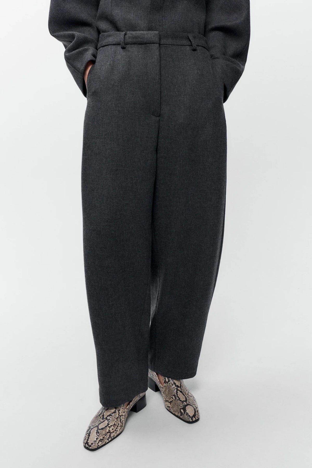 Wool Curved Pants