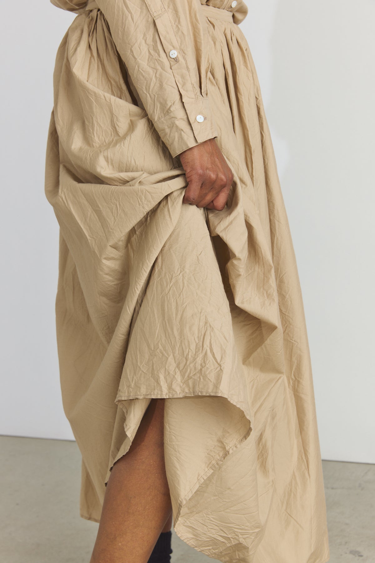 Cotton/Silk Random Pleated Maxi Skirt - Cappuccino