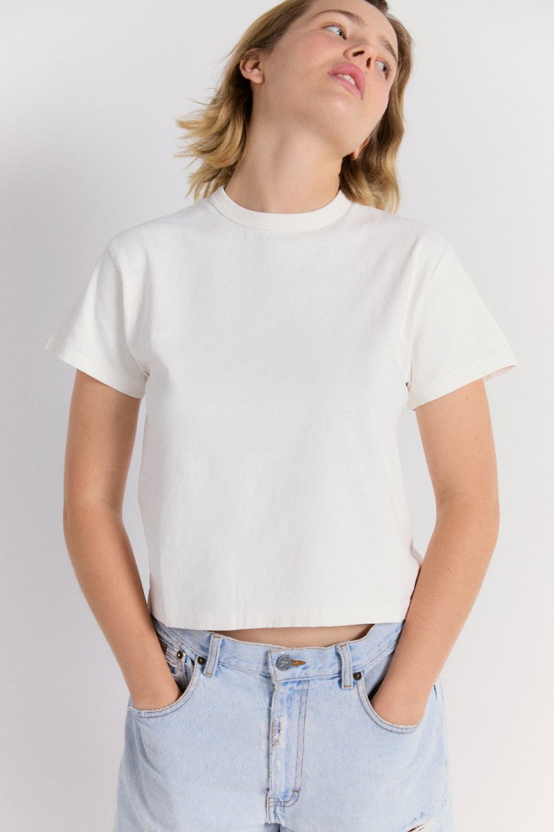 Hi'aka Short Sleeve T-Shirt in Blanc de Blanc - Soochie - Sunray Sportswear