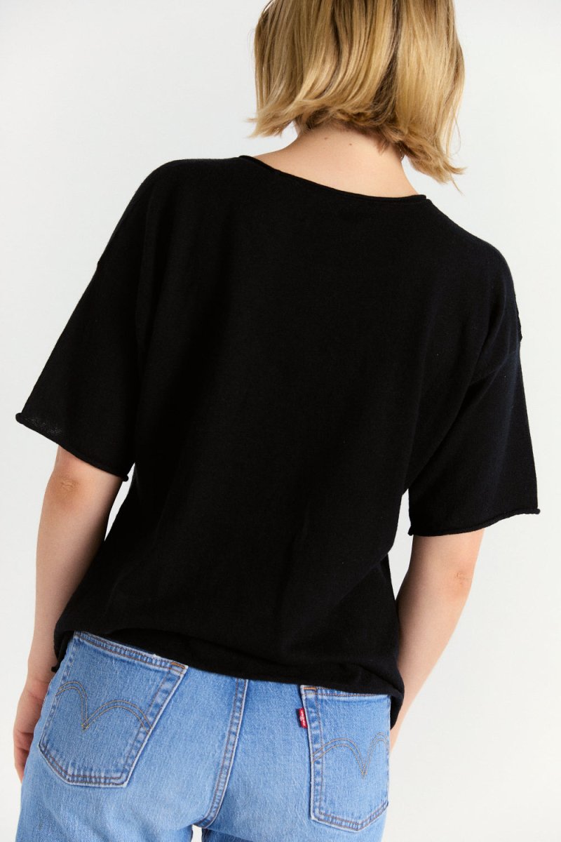 Loose Tee in Onyx - Soochie - Shaina Mote