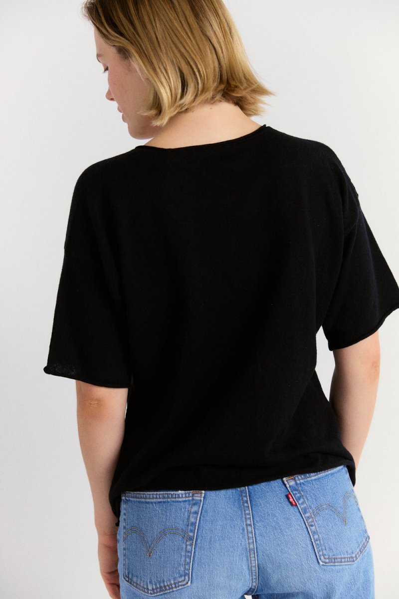 Loose Tee in Onyx - Soochie - Shaina Mote