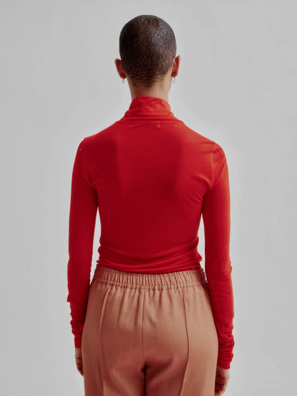 Mockneck Tee in Red - Soochie - Sayaka Davis