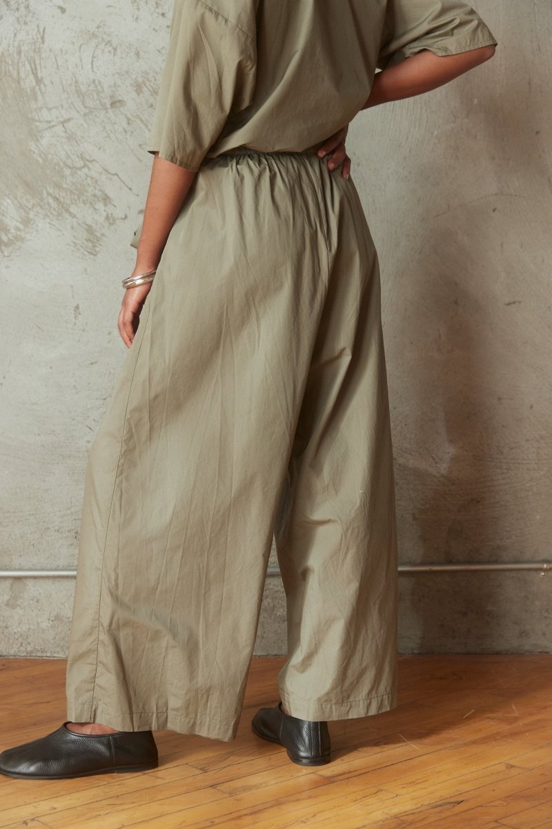 Nuance Pants in Sage - Soochie - Elsa Esturgie