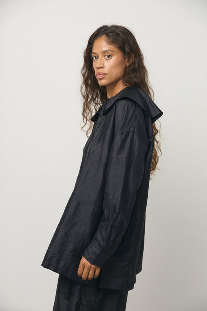 Round Collar Over Blouse in Black - Soochie - Bunon