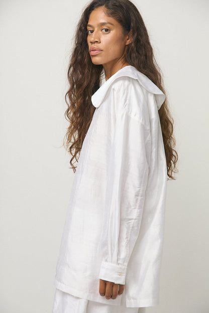 Round Collar Over Blouse in White - Soochie - Bunon
