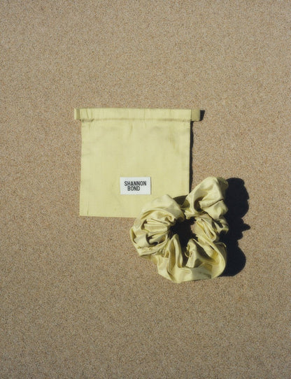 Silk Scrunchie - Soochie - Shannon Bond