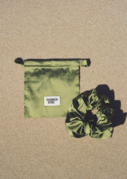 Silk Scrunchie - Soochie - Shannon Bond