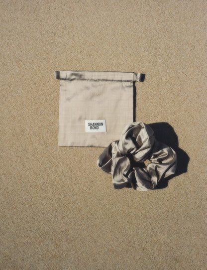 Silk Scrunchie - Soochie - Shannon Bond