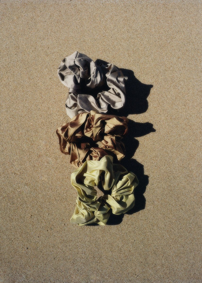 Silk Scrunchie - Soochie - Shannon Bond