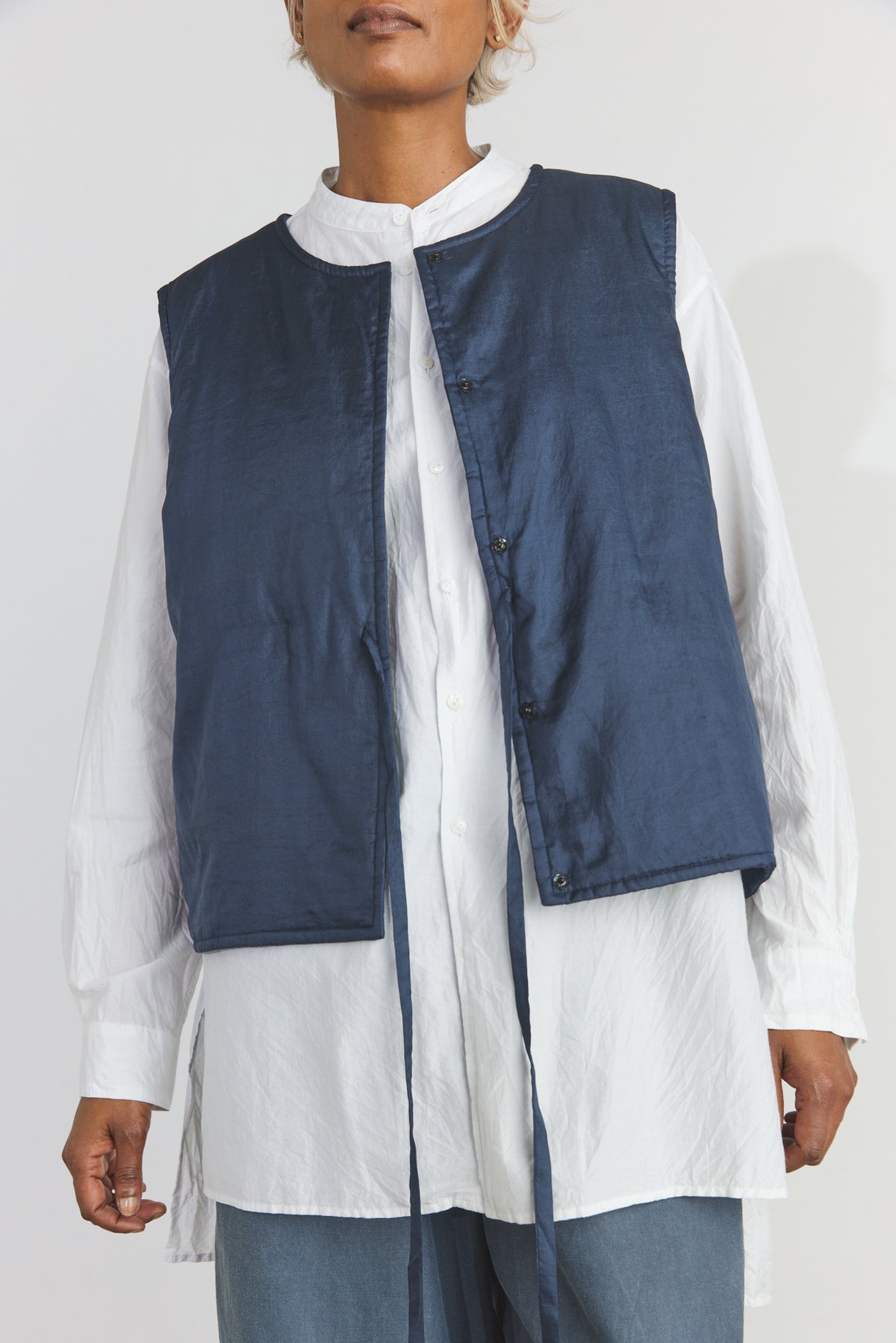 Elmo Silk Vest - Navy