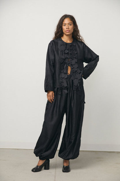 Tuck Gather Balloon Pants in Black - Soochie - Bunon