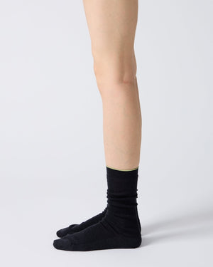Wool Fine Ribbed Socks in Black