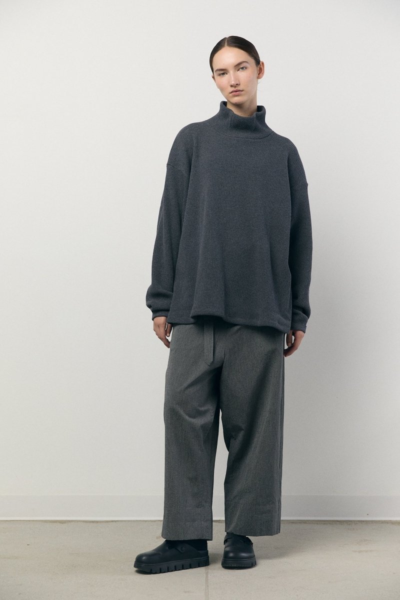Work Cropped Trousers in B&W - Soochie - Yoko Sakamoto