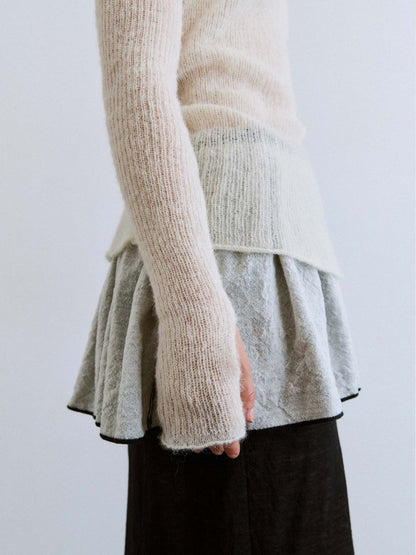 Yubi Sweater in Chalk - Soochie - Rus